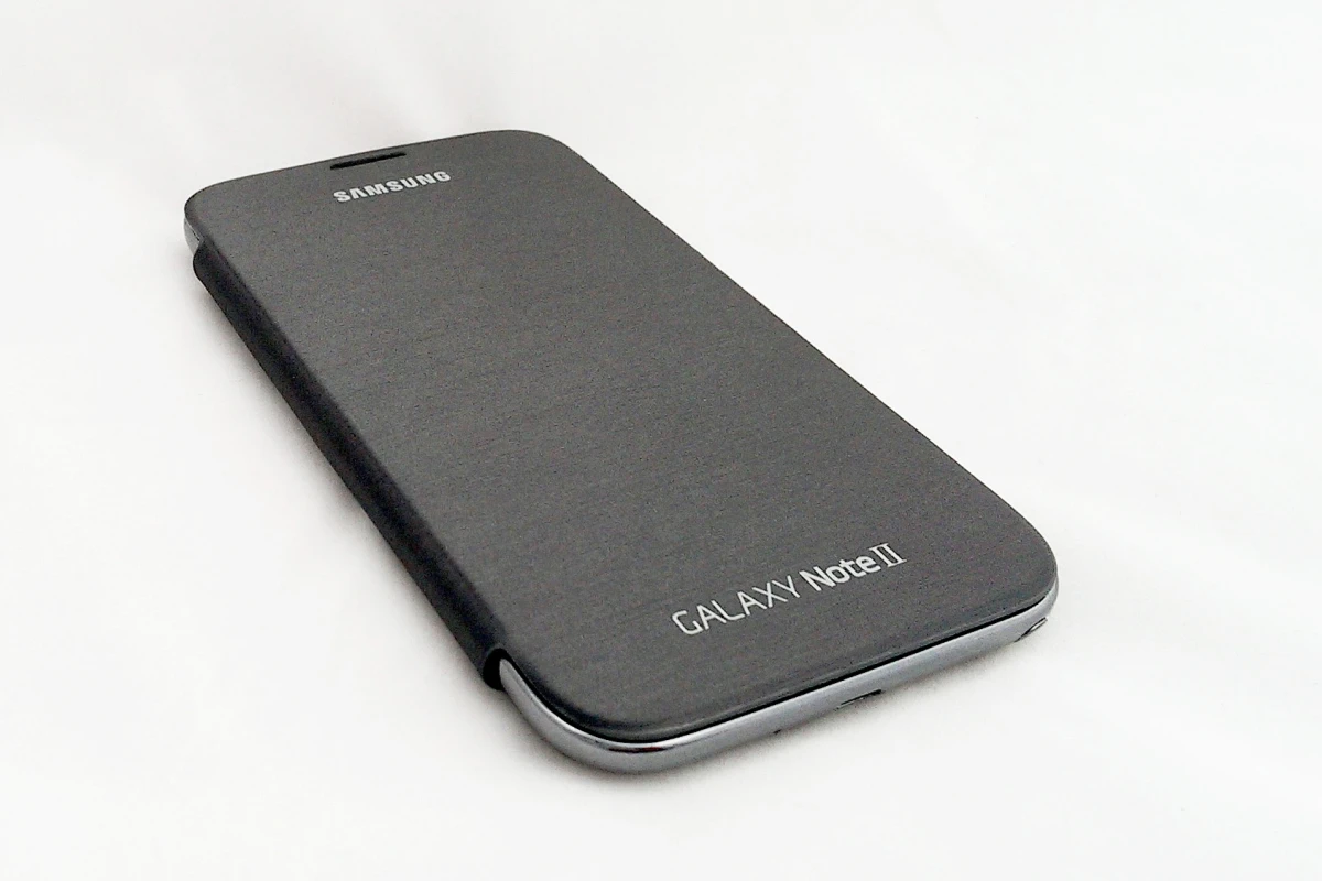 Gizmag reviews Samsung's newest phablet, the Galaxy Note 2