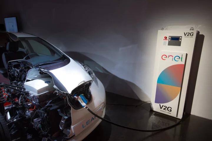 Nissan and Enel will conduct a UK trial of vehicle-to-grid technology