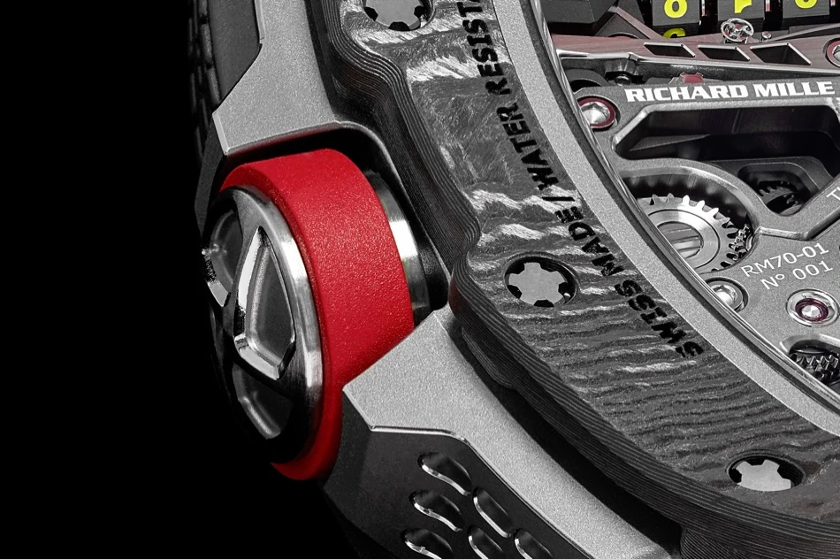 The RM 70-01 has a torque limited crown