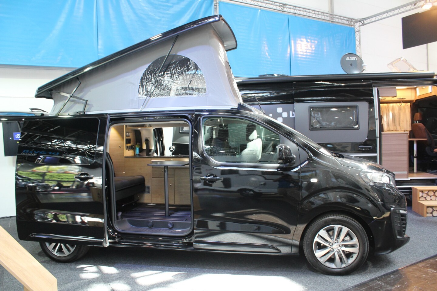 Gallery Impressively packaged minicamper vans that live surprisingly