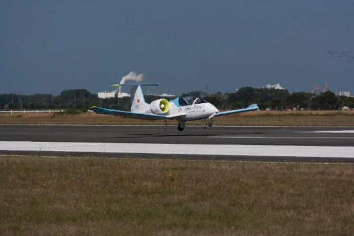 The E-Fan technology demonstrator landing at Calais-Dunkerque Airport