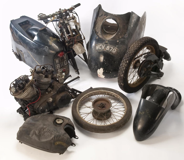 Prior to October, 2015, only one basketcase (unassembled motorcycle) had ever sold for more than $100,000 - a 1955 Vincent Black Prince "project" which sold for US$153,094 (£91,100 in June, 2014)