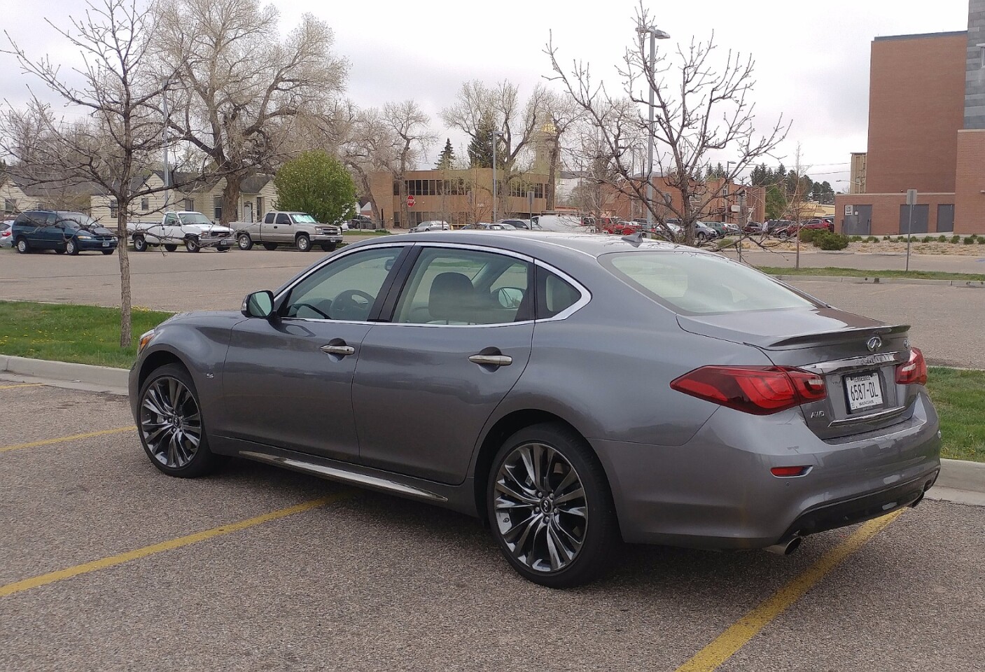 Chrome edging and beautiful wheels are the Q70’s nod towards the expectation of today’s luxury owners when it comes to “stand out” appearances