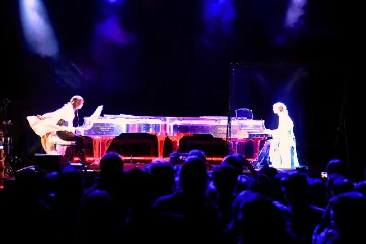 Yoshiki impressed attendees at SXSW festival by engaging in a piano battle with a hologram of himself