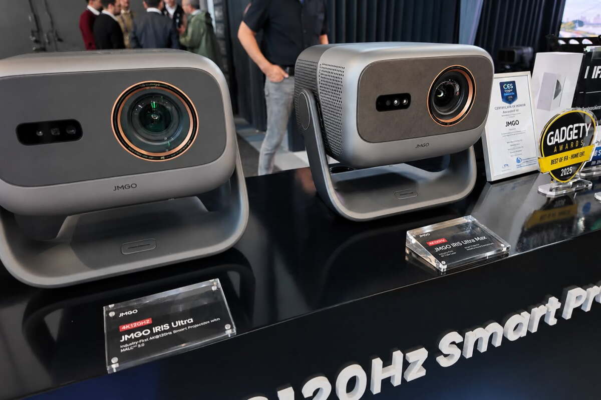Fast-refresh tri-laser projector brings motion clarity to global screens