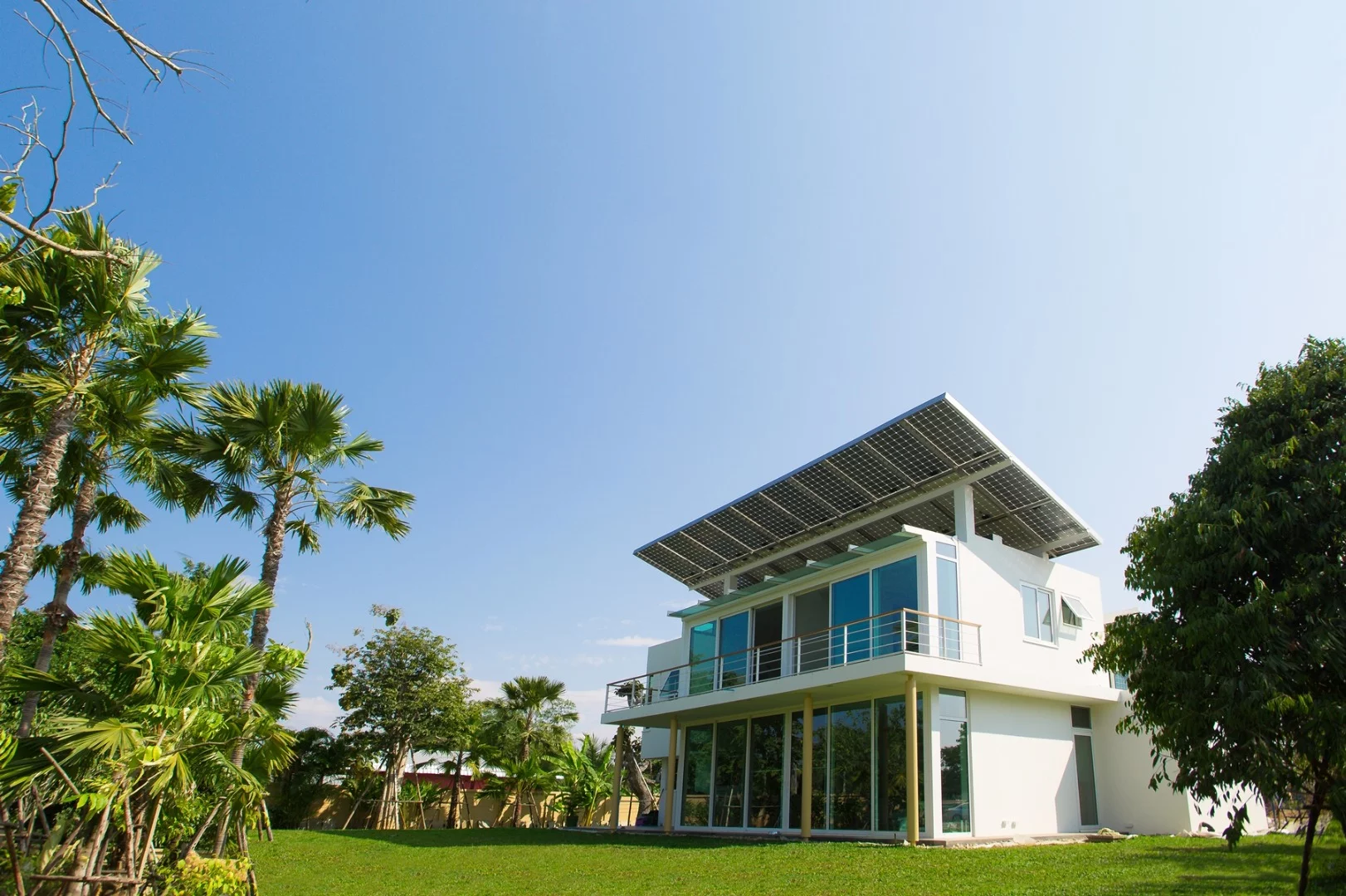 The Phi Suea House development is said to be the first in the world to run on solar-powered hydrogen energy storage