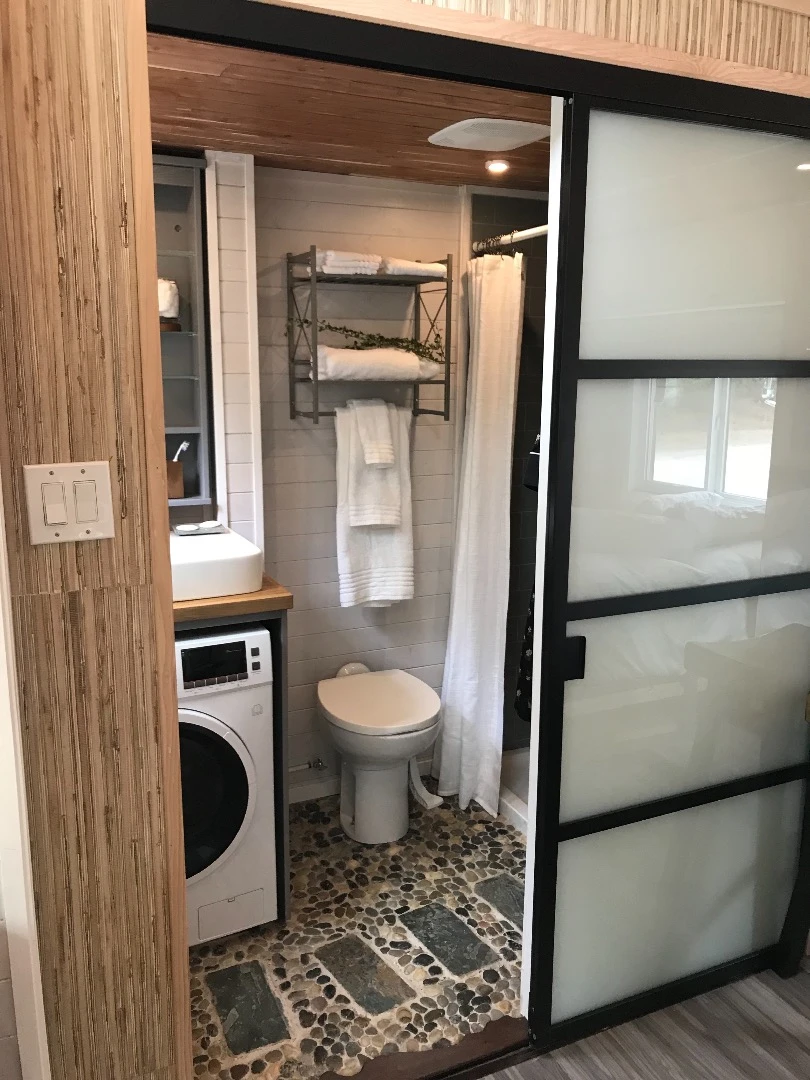 The Aurora can optionally run off-the-grid with a solar power and composting toilet setup