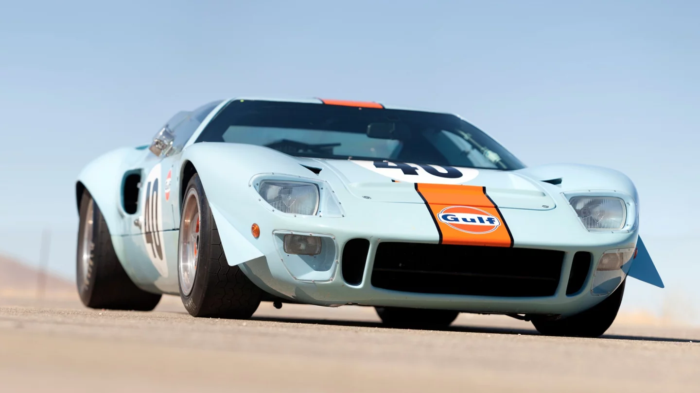 CSX 2000's strong sales price represents a new record for an American car sold at auction, besting the previous record ($11.0 million for a lightweight 1968 Gulf/Mirage Ford GT40 both raced at Le Mans and used in the Steve McQueen film, Le Mans), which was also set in Monterey in August 2012.