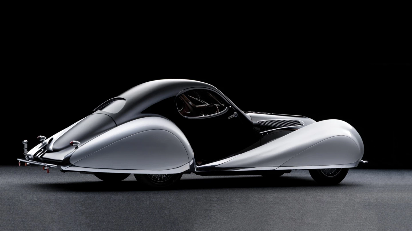 This Talbot-Lago T150 C SS 'Tear Drop' by Figoni and Falaschi sold at RM-Sotheby's Villa Erba sale in 2017 for €3,360,000. The car had been clothed in the bodywork of the 1936 Talbot-Lago T120 by Graber which sold for $244,709 | €216,030 in Paris. The story is astonishing.