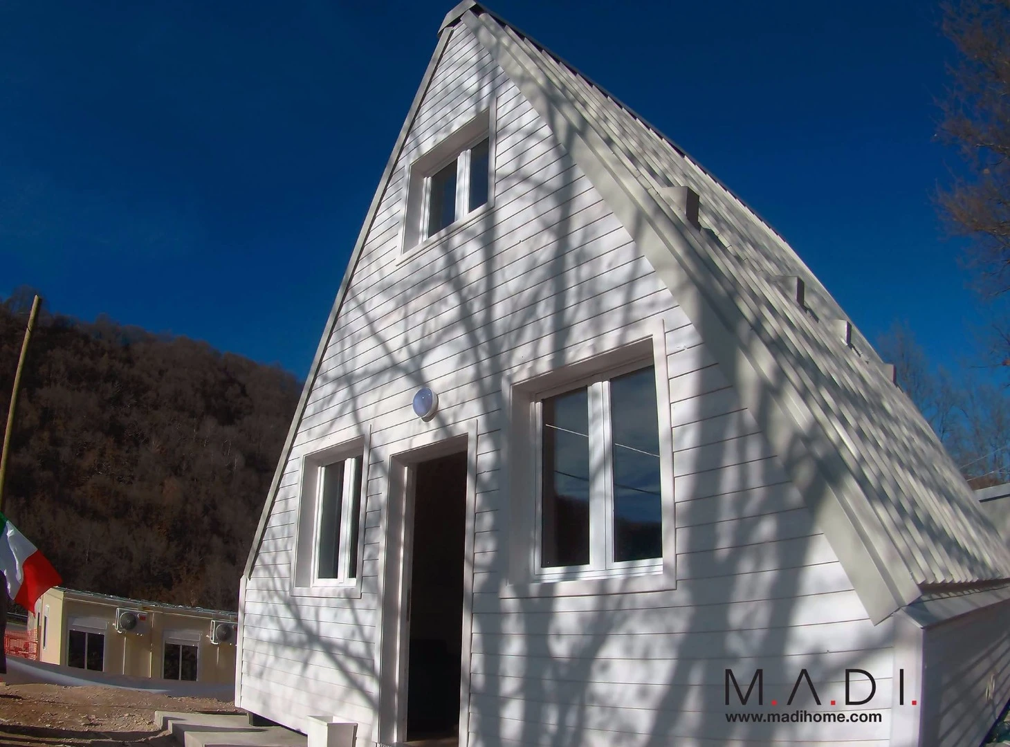 Eachhome stretches over two levels and comes equipped with a kitchen,dining area and bathroom located on the ground floor, and bedroom/slocated on the upper floor