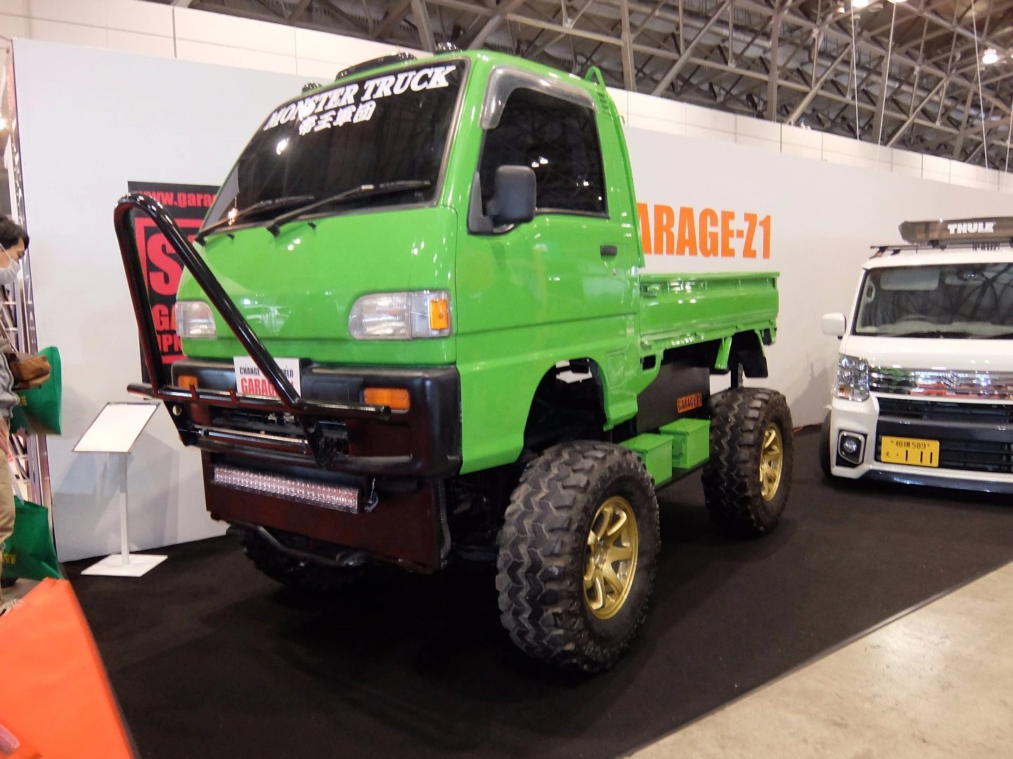 A (micro) Monster Truck
