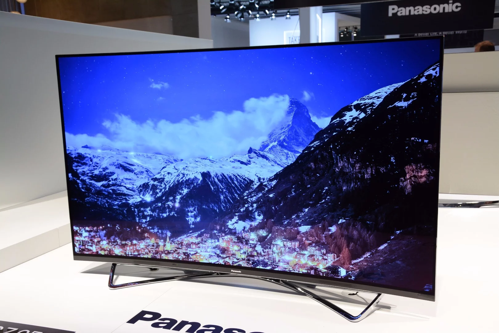 Panasonic says its new Viera CZ-950 is the first OLED TV to be THX-certified