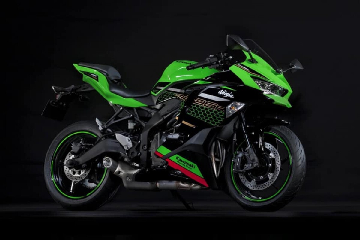 Team Green is resurrecting the high-revving inline 4 250cc sportsbike with the new ZX-25R