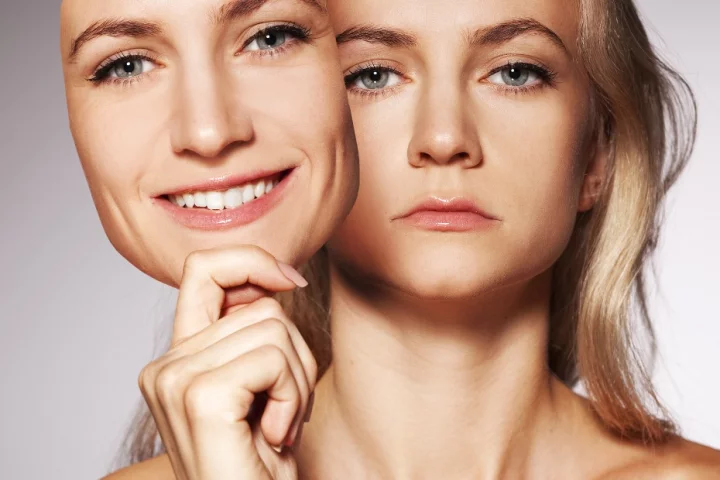 If you're too sleepy, you might not be able to pick up on subtle cues of happiness and sadness from the faces of those around you, says a new study
