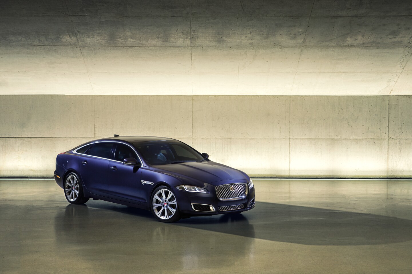 The 2016 Jaguar XJ has all-aluminum construction