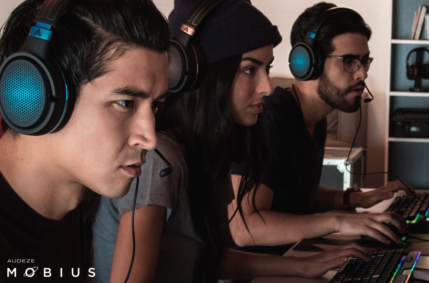The Mobius headphones feature an accelerometer and gyro that track head movements over six axes every millisecond for 3D spacialization and audio delivery