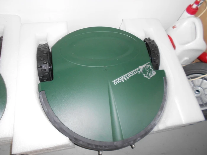 The original SmartMow model from 2007