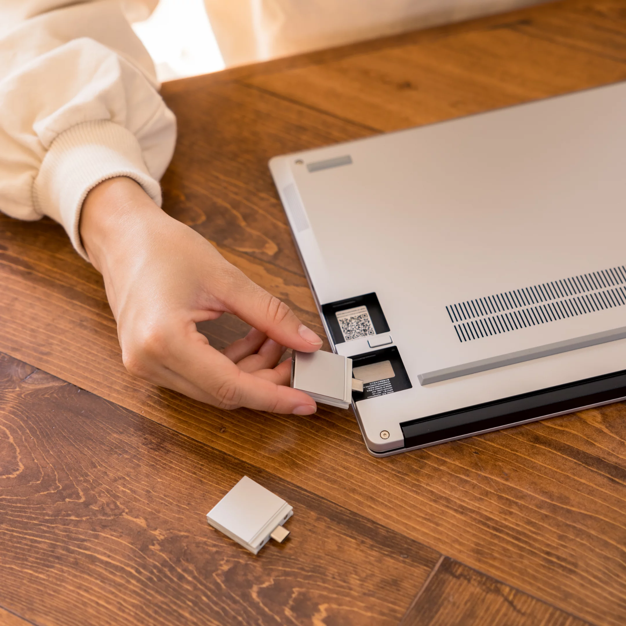 Expansion Card modules allow users to choose port configurations