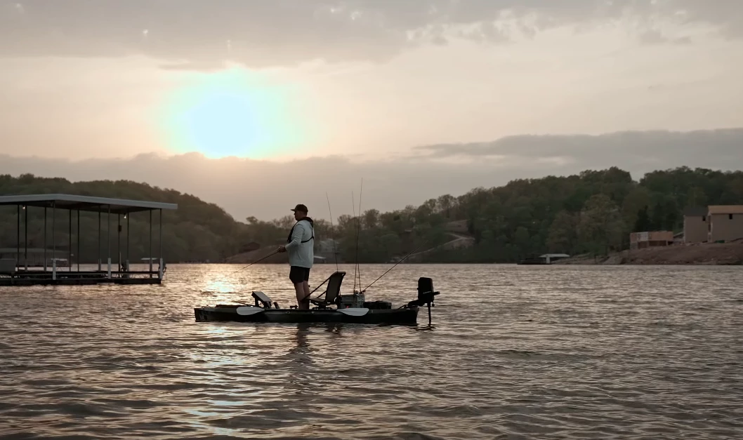 The GPS-based anchor lock accounts for wind and current in keeping you in position – so punch it in action and stay right where the fish are