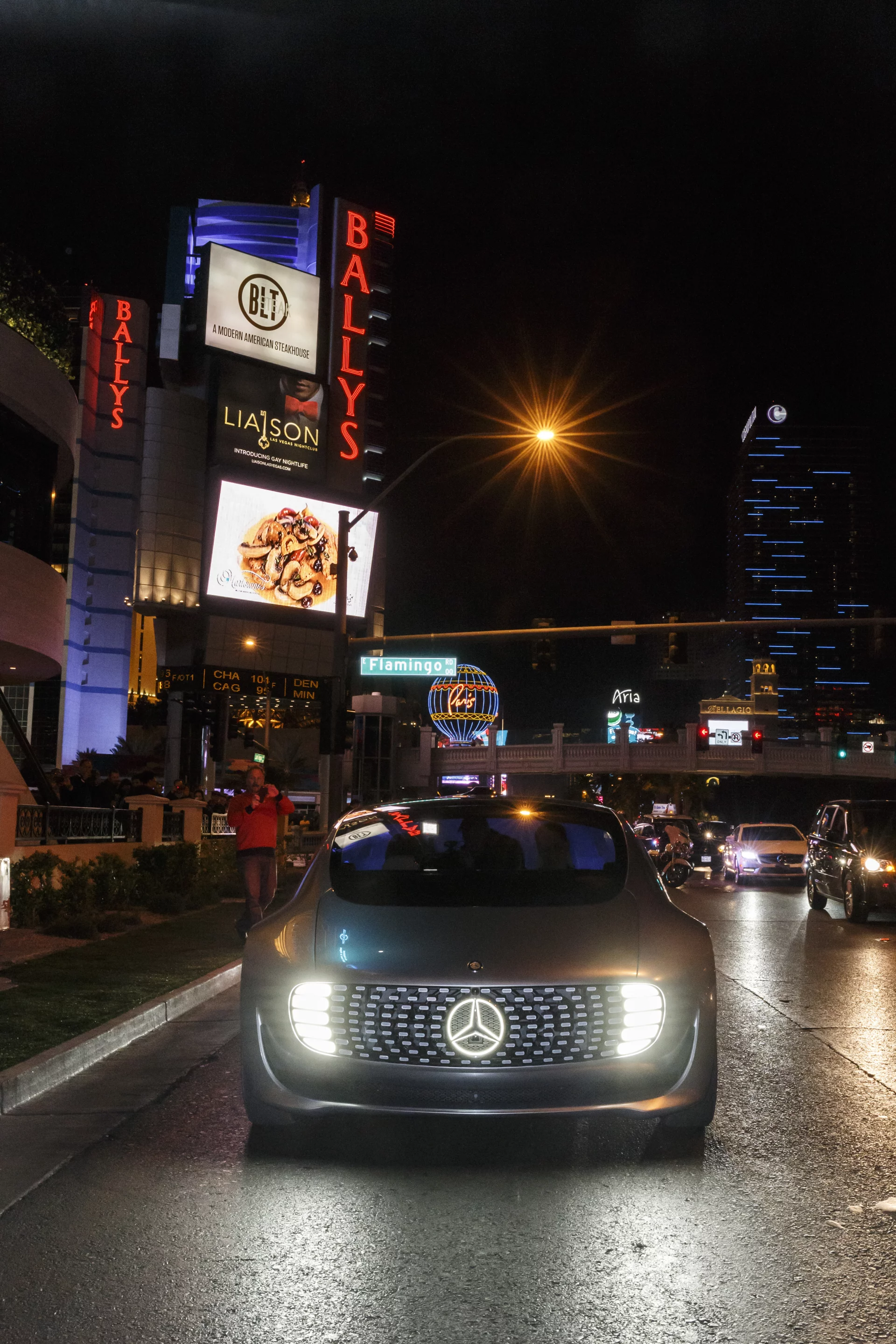 Mercedes F 015 concept car