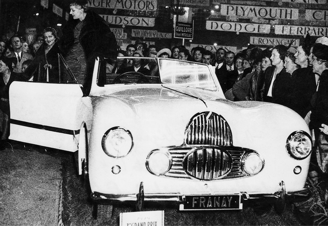 One of the first post-WW2 supercars, the T26 Gran Sport Talbot-Lago featured a celebrated Grand Prix chassis with a new twin-cam 4.5-litre T26 engine. Only 29 were built on the short wheelbase chassis and only 26 remain, each of them bodied by automotive couturiers. This Talbot-Lago T26 has a convertible body by French automotive couturier Franay and was first shown at the 1949 Paris Salon where it was photographed with one of the superstars of the day, Marlene Dietrich (image courtesy of Peter Larsen and Talbot Club archives). It offered a lot of car and provenance for the price, fetching €1,120,000 ($1,252,240) Auction Link