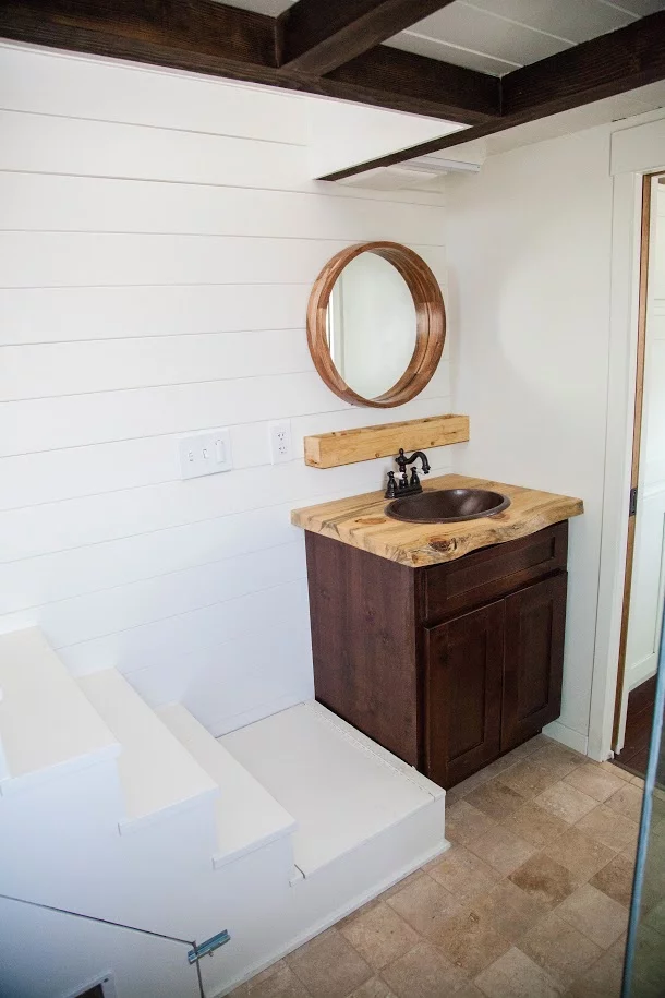 Strangely, access to El Gato's upstairs area is gained by the bathroom