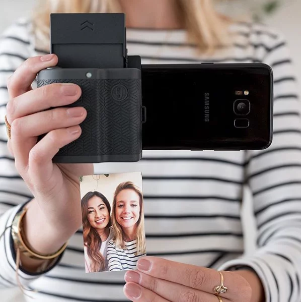 The Android Pocket version only works for phones using USB-C so get a new phone people!