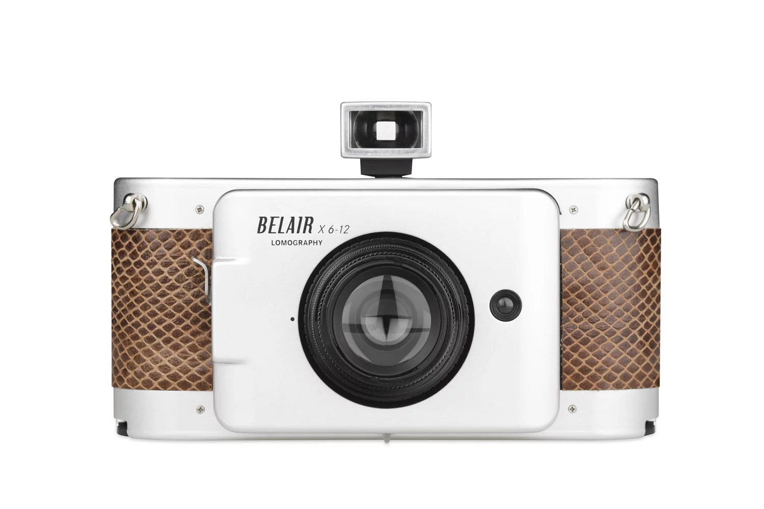 The Globe-trotter version of the Lomography Belair X 6-12 has a snakeskin-style leather finish