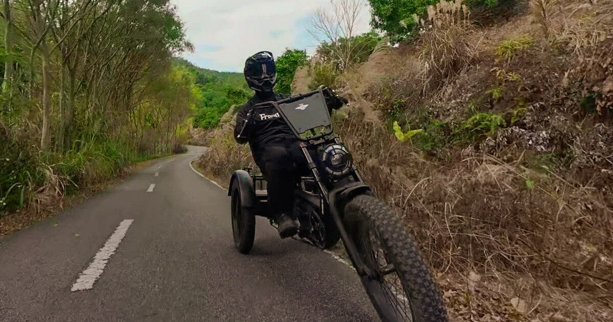 Tiltable e-trike promises natural bike-like agility on and off road