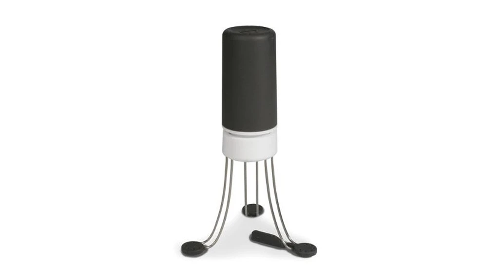 The Autonomous Saucier automatically stirs sauce in the pan, freeing you up for other kitchen duties