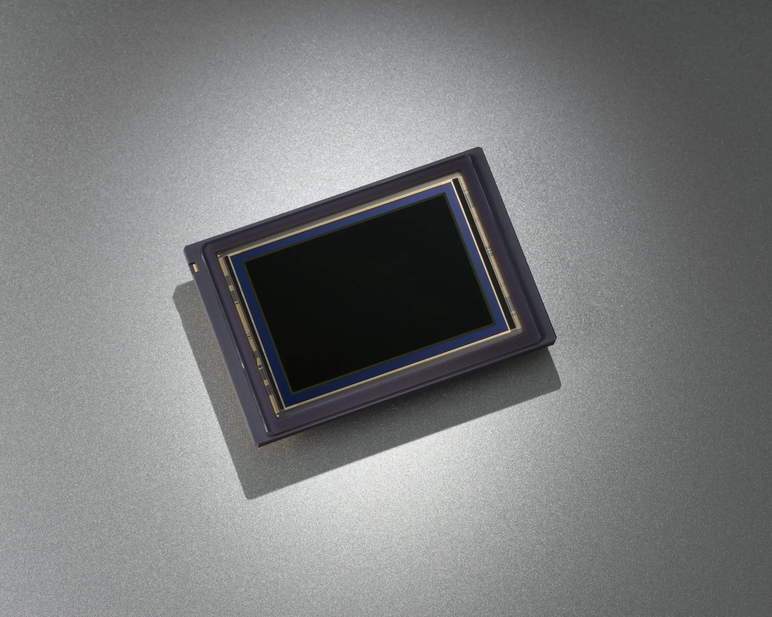 Inside the Nikon Df there's a 16.2-megapixel full-frame FX CMOS sensor (36 x 23.9 mm)