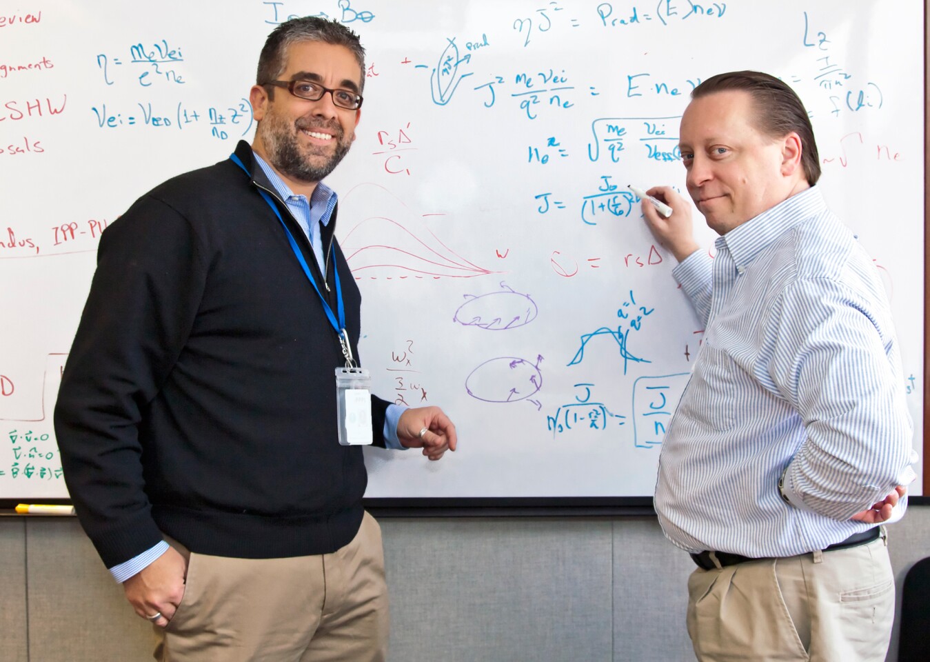 Physicists Luis Delgado-Aparicio and David Gates who have developed a theory that could, if proven, help fusion power become a reality (Photo: Elle Starkman, PPPL Office of Communications)