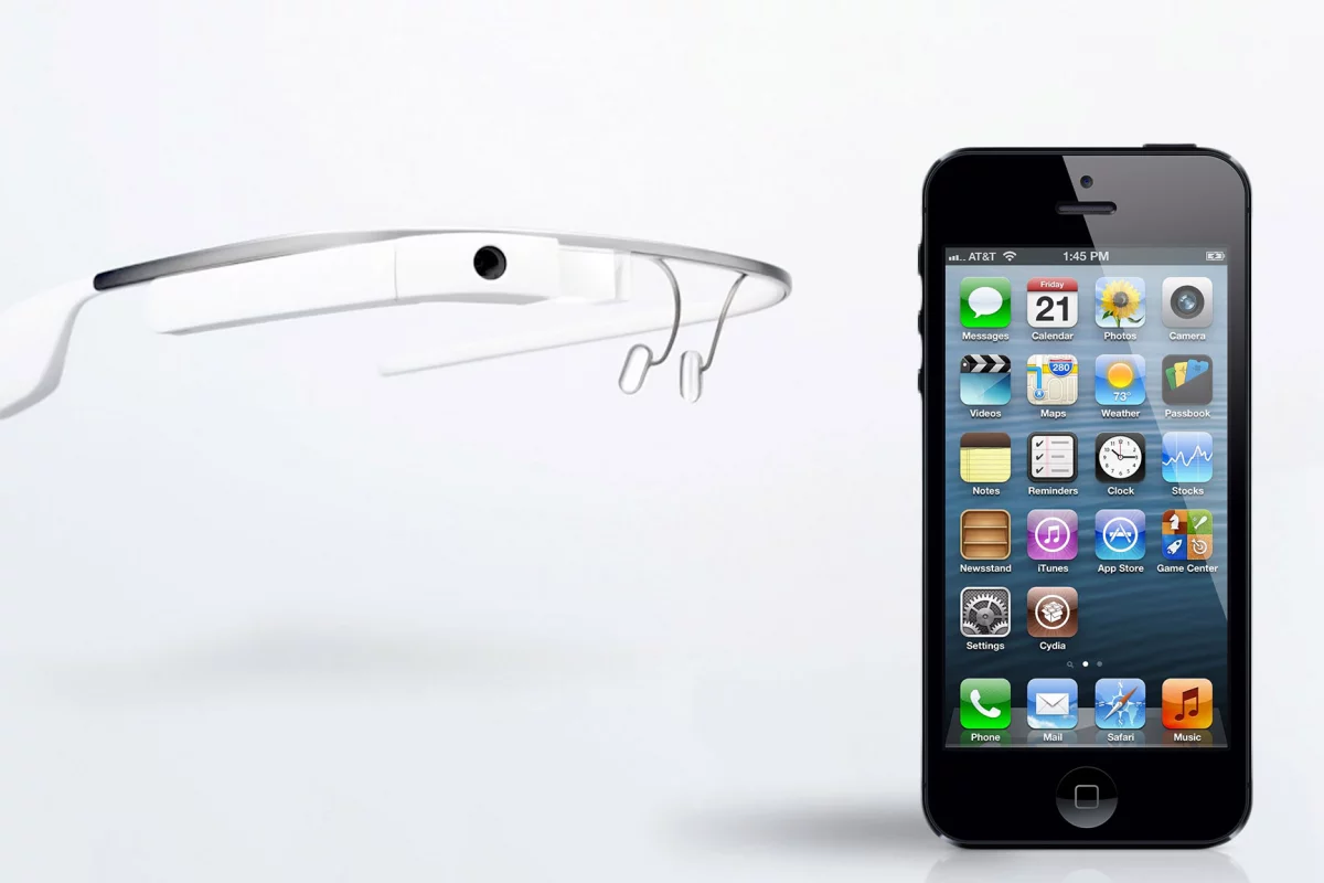 iPhone-owning Google Glass owners may soon be able to get notifications ... as long as they're willing to jailbreak