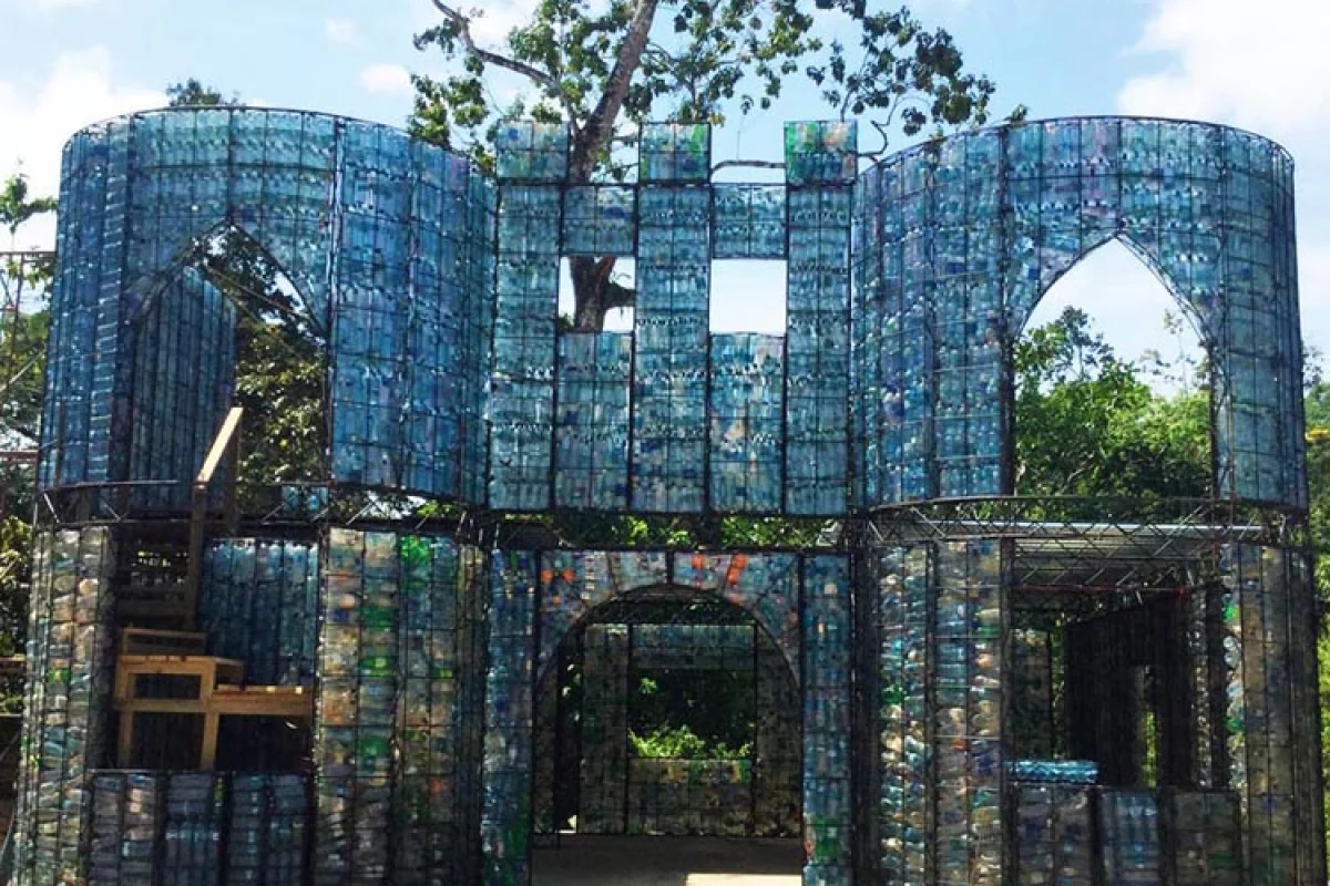 A new home at the Plastic Bottle Village starts at US$149,000 – $300,000, depending on the model