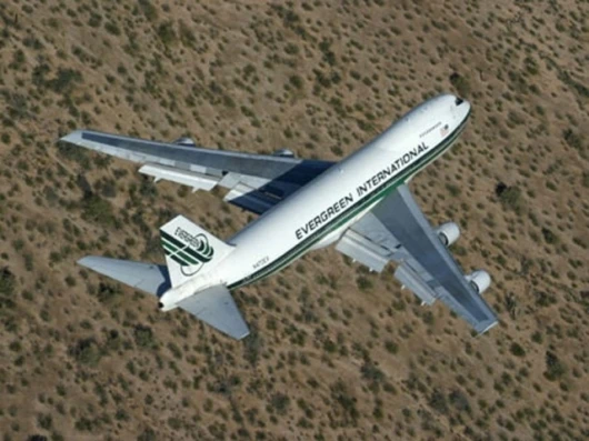 Evergreen Supertanker:in flight