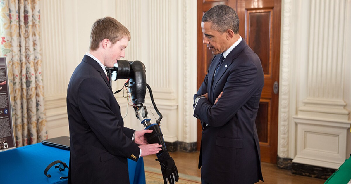 Teen S Inexpensive 3d Printed Prosthetic Could Aid Amputees In The Third World