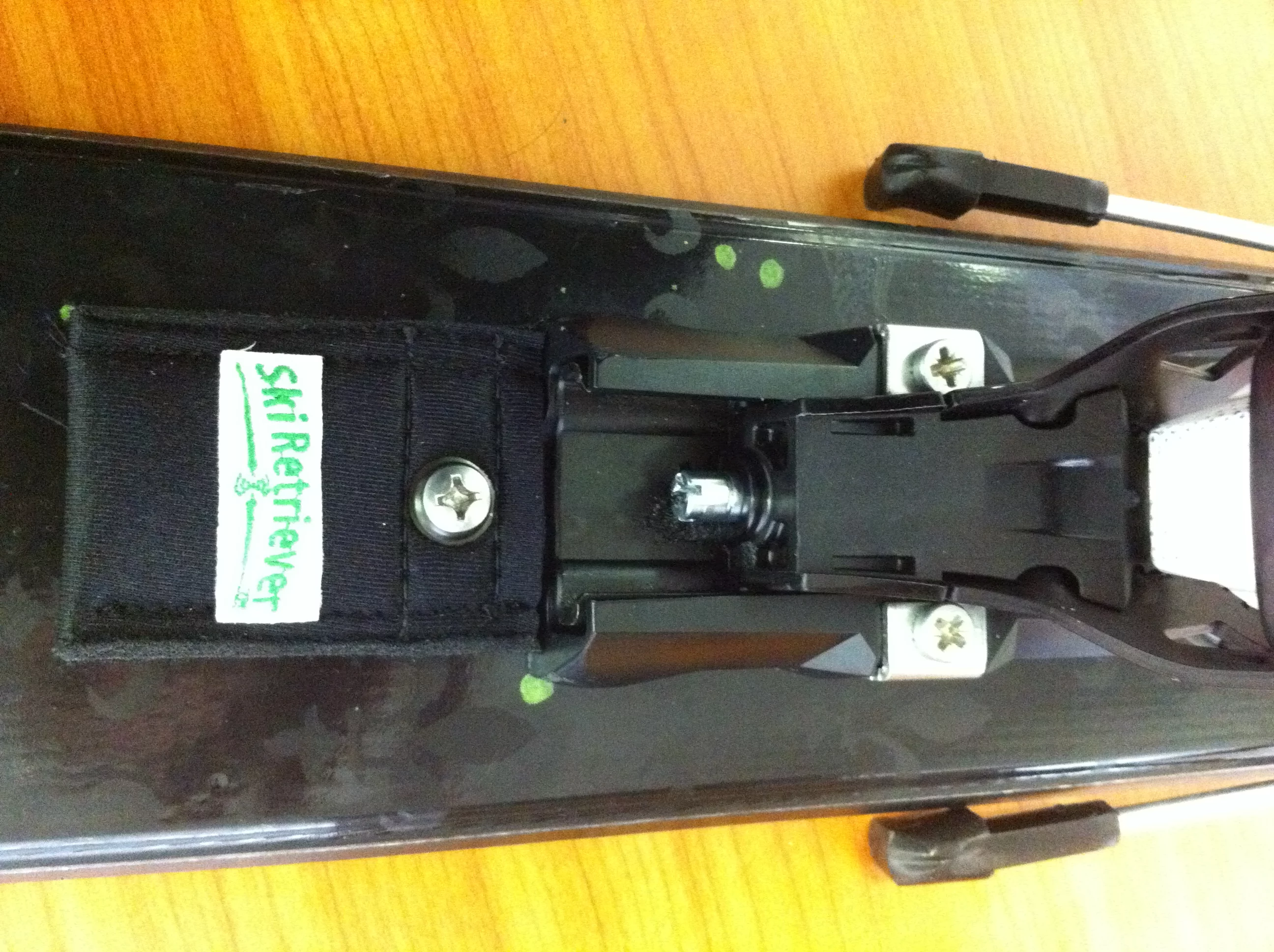 The Ski Retriever system sees homing tags placed on the skis so they can be tracked