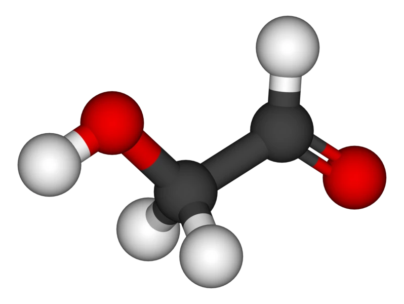 A molecule of glycolaldehyde (C2H4O2) (Image: Wikimedia Commons)
