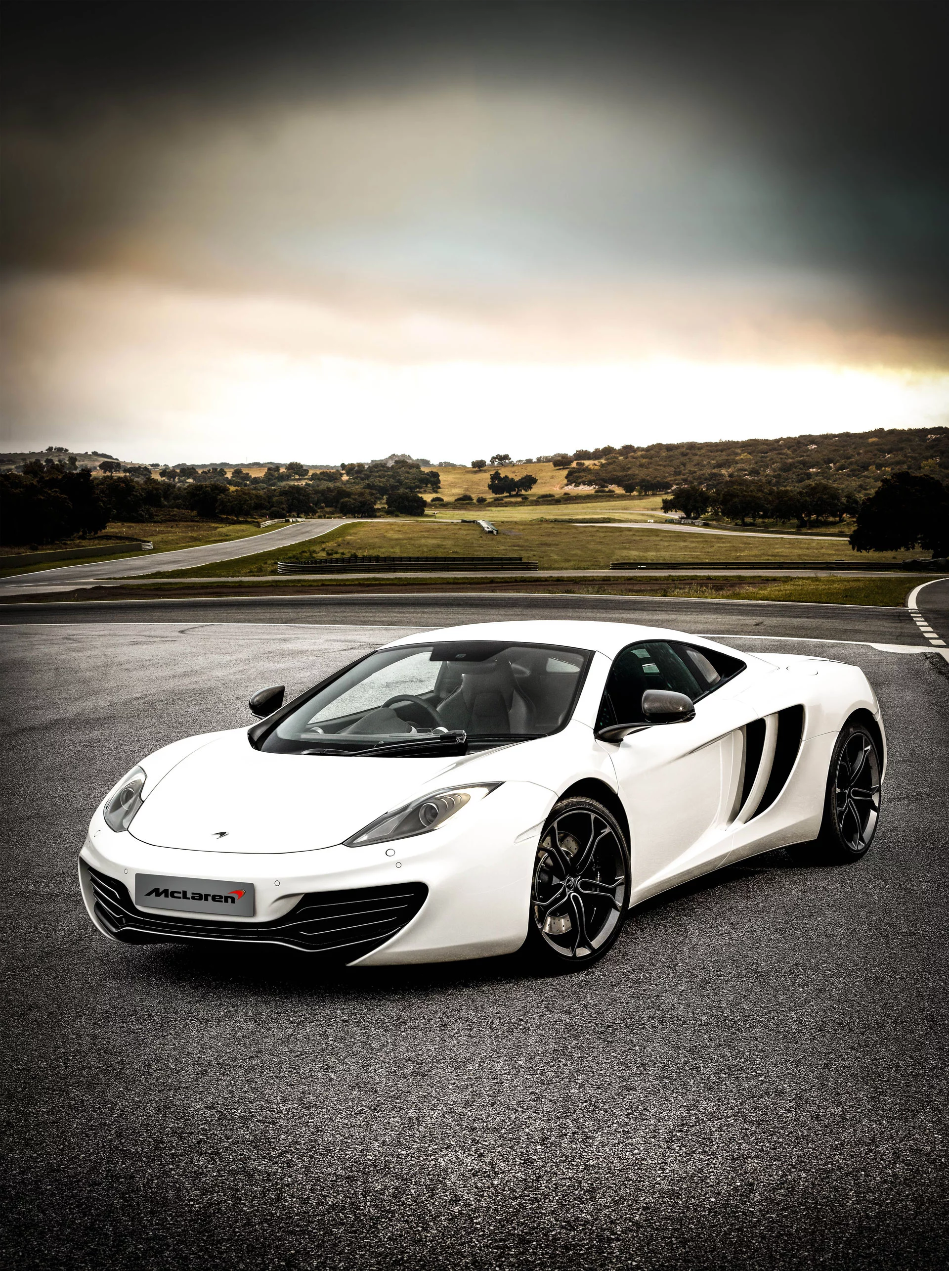 2013 McLaren MP4-12C
