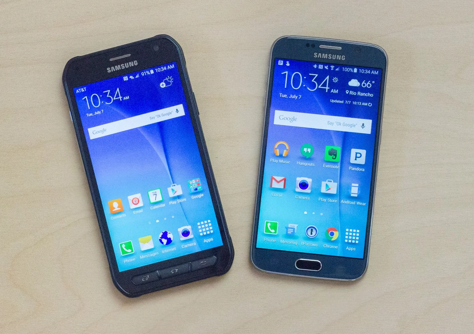 The phones have the same stunning 5.1-inch, Quad HD display