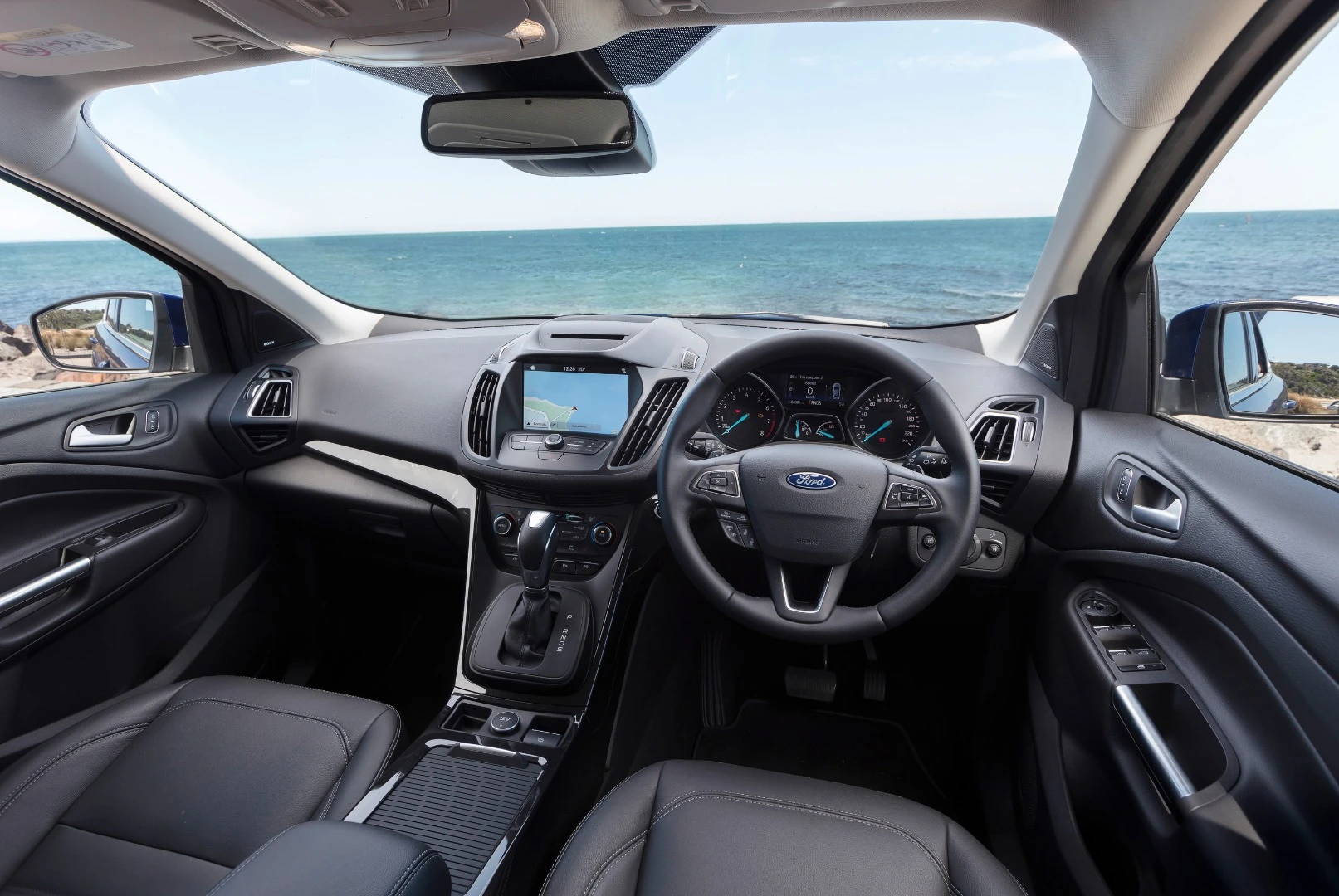 2017 Ford Escape Titanium: nicely done interior