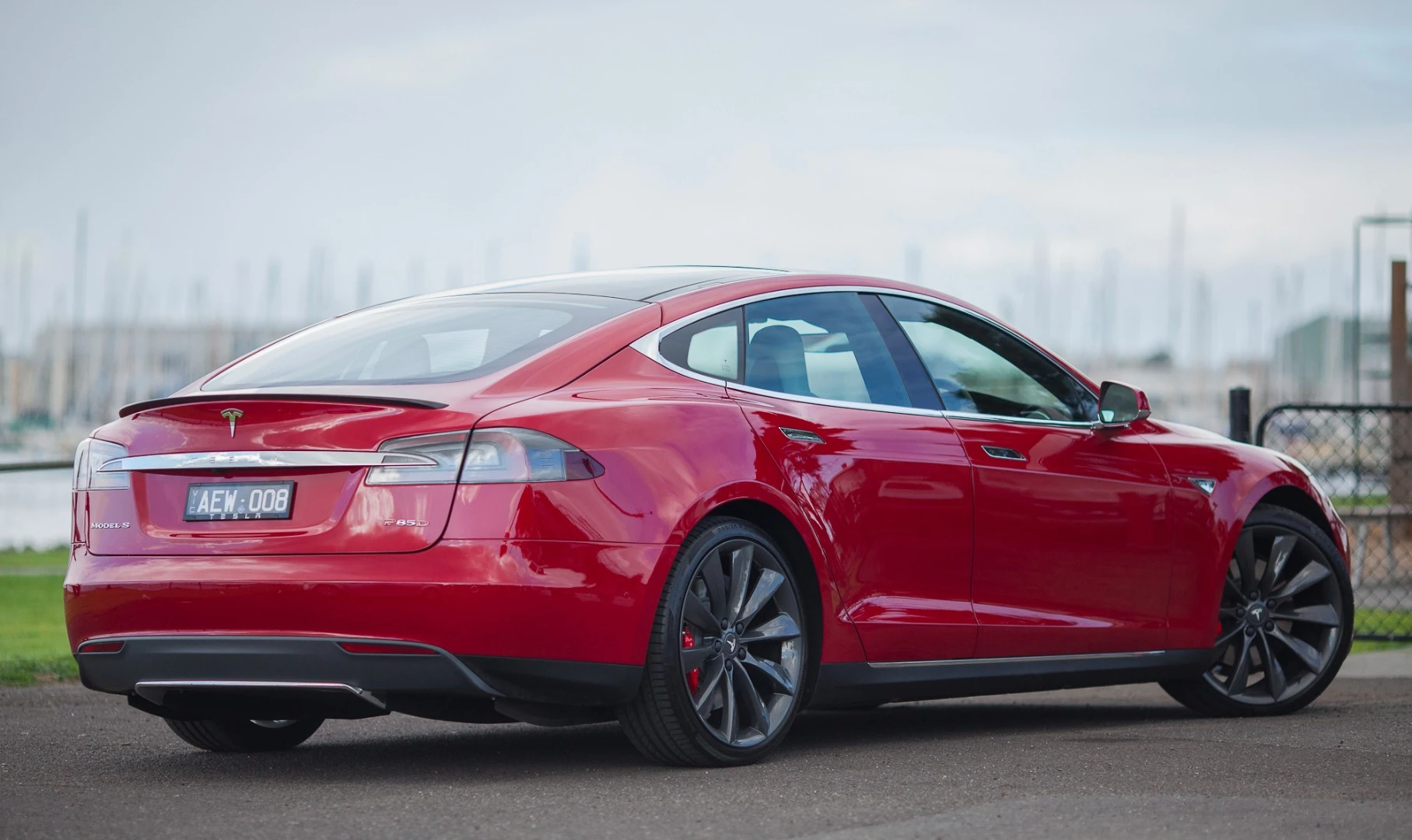 The Model S' broad hips give it a strong, powerful look on the road