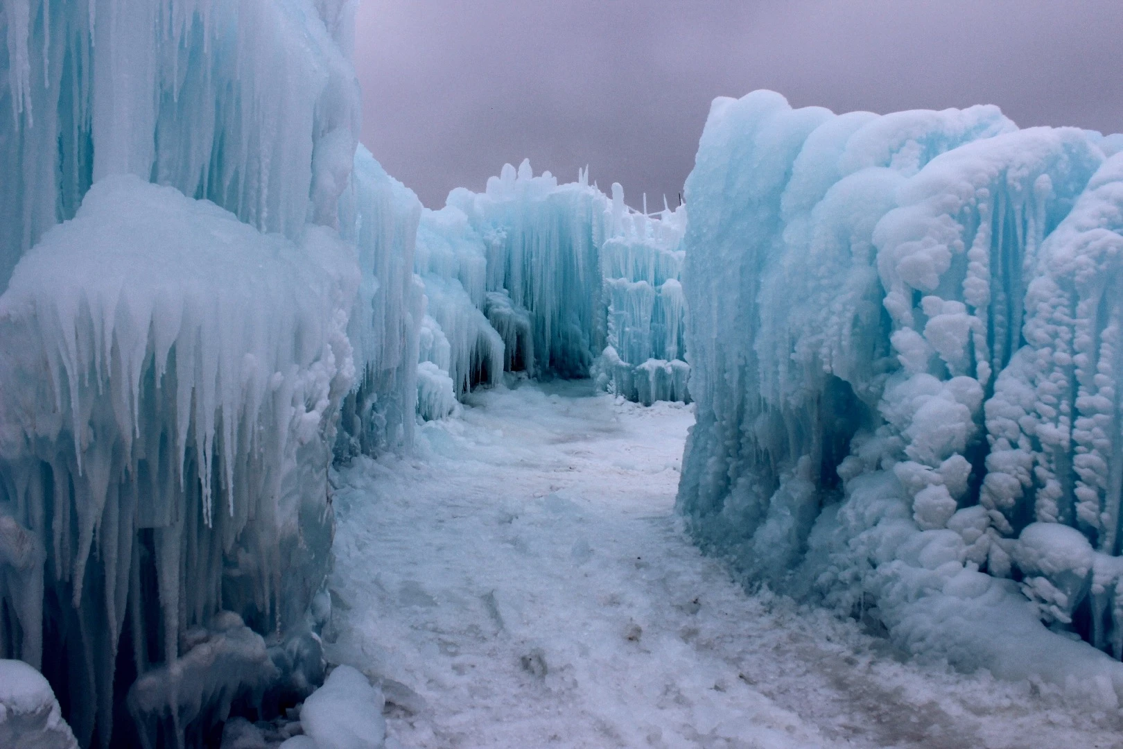 Details of the Edmonton Ice Castle