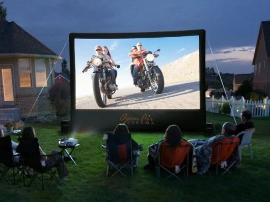 Open Air Cinema's 16-Foot Inflatable Movie Screen