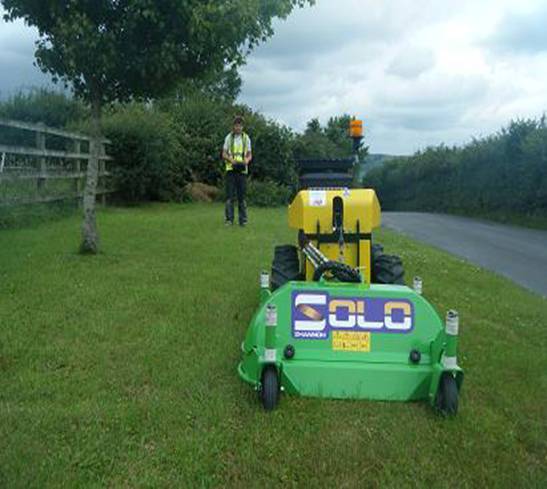 The Solo Lawnmower is suitable for operation next to busy roads, airports, power stations, motorways and steep inclines.