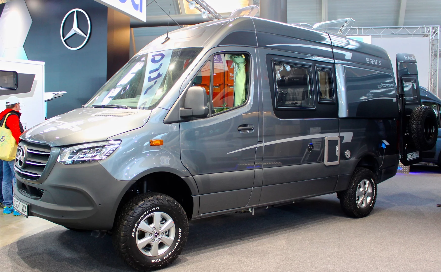 La Strada Regent S 4x4 on show at CMT 2019