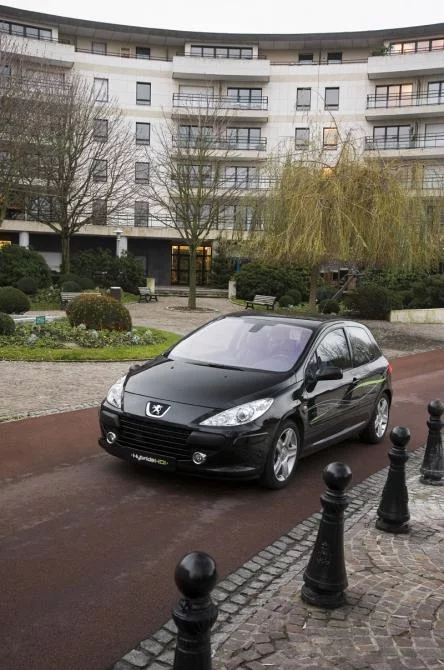 Peugeot 307 C4 Hybride HDi