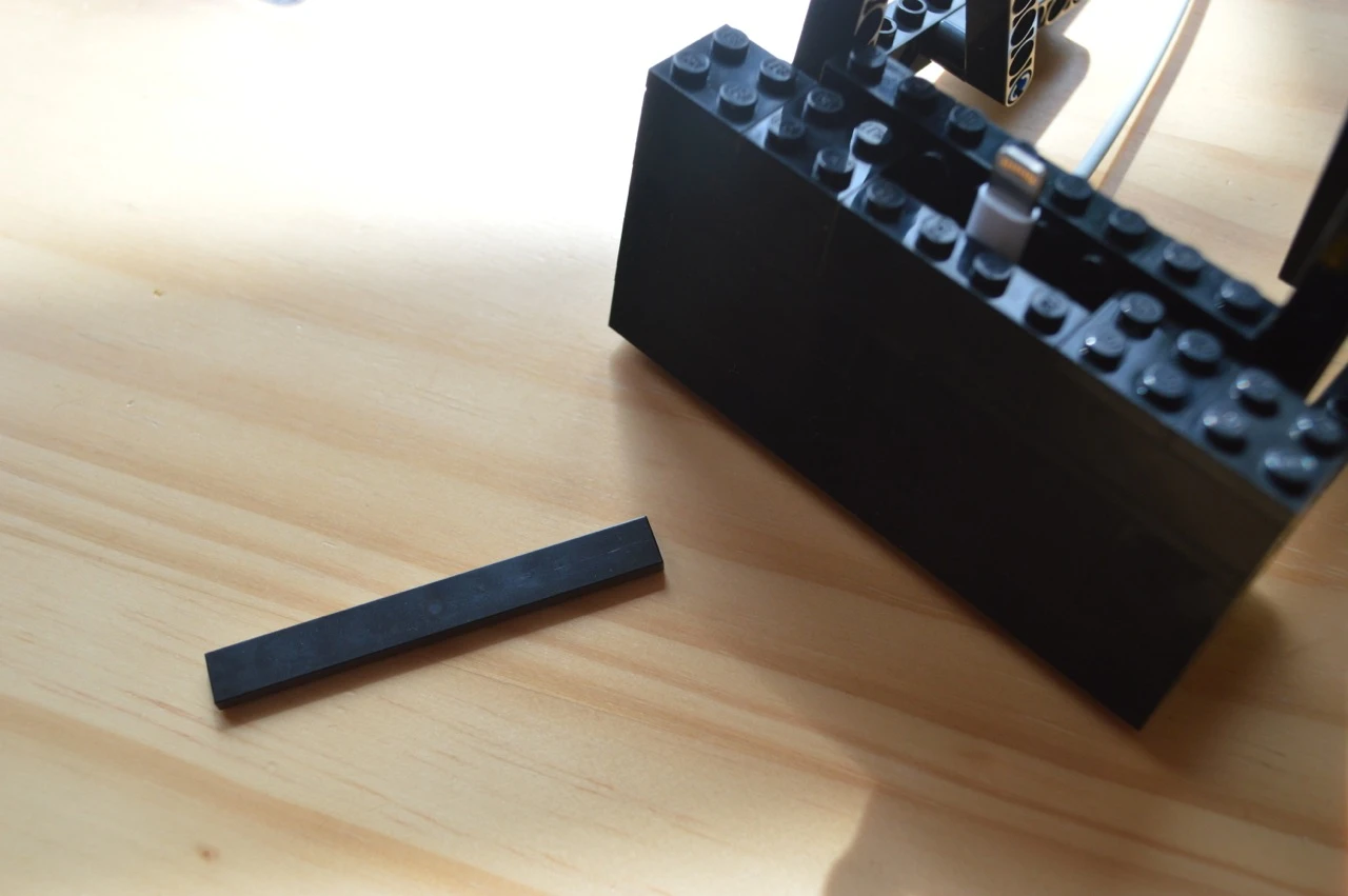 Assembly guide step 80 (Photo: Gizmag)