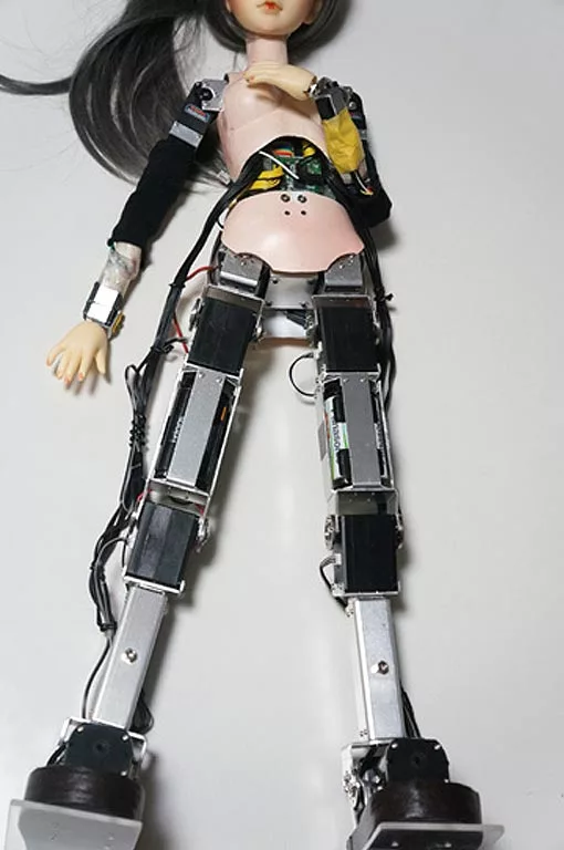 Dancing Doll RZ's mechanical endoskeleton before being covered with more life-like shells