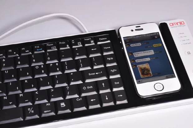 WOW-Keys is a full-sized desktop keyboard that can serve as an input device for an iPhone, or that can use an iPhone as a multi-touch input device for an attached computer (Photo: CompuExpert)